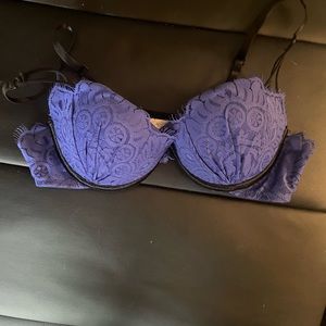 Brand new Fredericks of Hollywood Butterfly Lace Bra